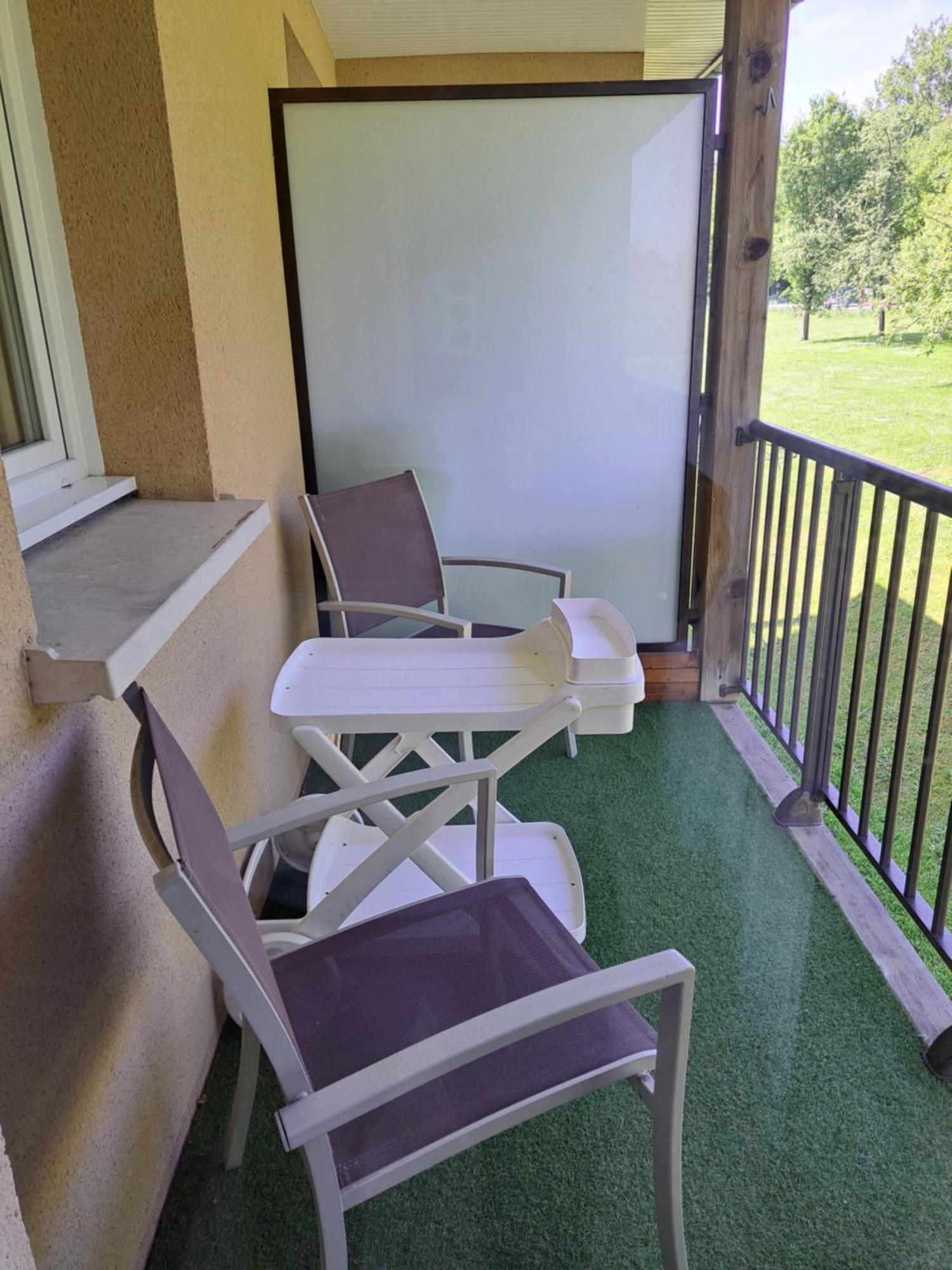 Appartement De 30M2 Dans Residence A Proximite D'Honfleur Équemauville Exterior foto