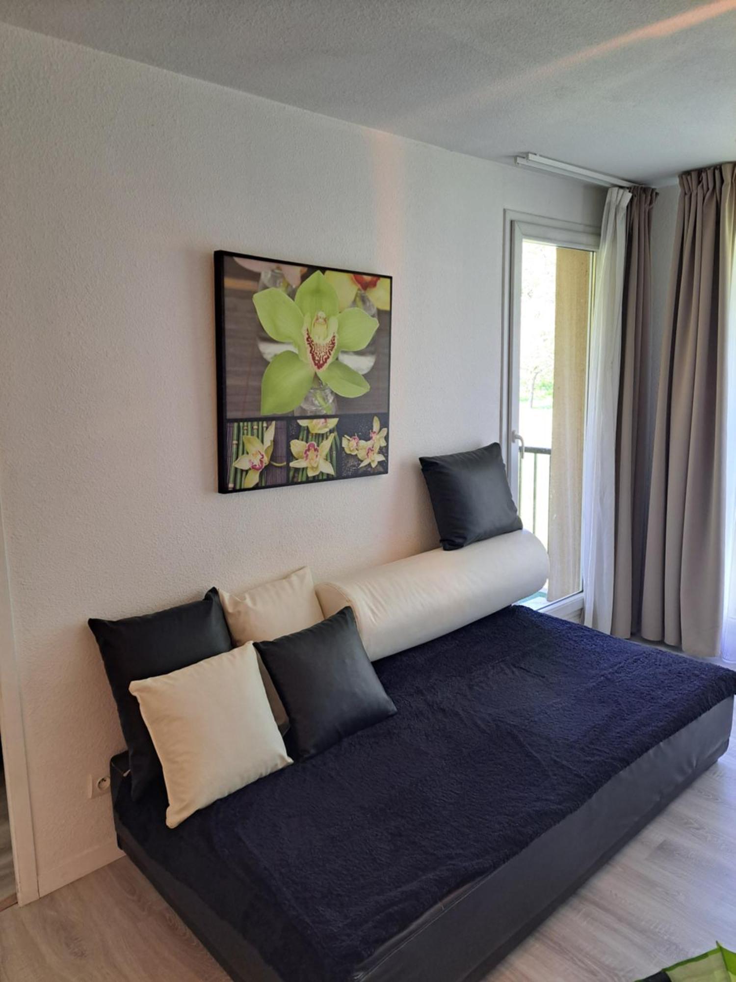 Appartement De 30M2 Dans Residence A Proximite D'Honfleur Équemauville Exterior foto